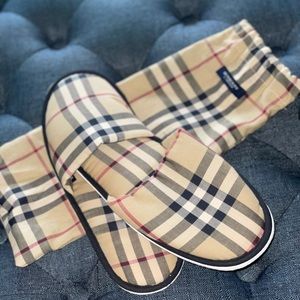 BURBERRY house slippers